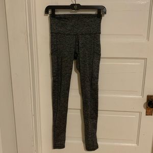 Aerie Heather Gray Legging with Pockets. Size SM